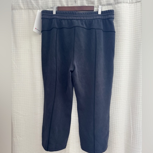NWT Lululemon Softstreme Straight Leg HR Cropped Pant - Picture 8 of 9